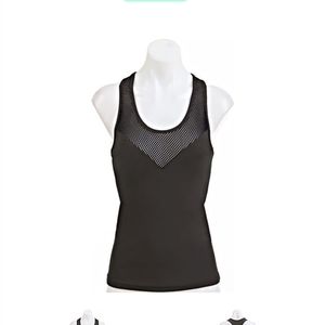 2x Pop Fit tank